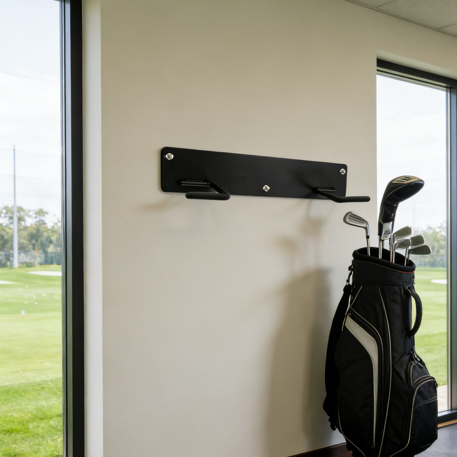 Sports Equipment Garage Storage - رف تخزين لحقيبة الجولف يُثبت على