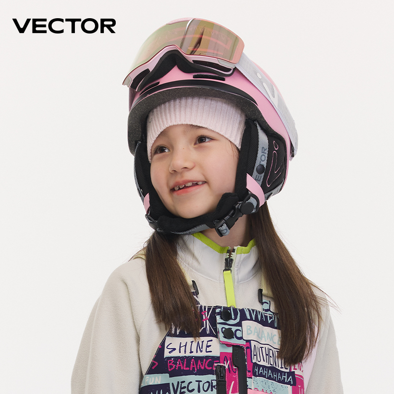 خوذة تزلج للأطفال ، مصبوبة بشك - مراجعة Sports Equipment Vector وسعره
