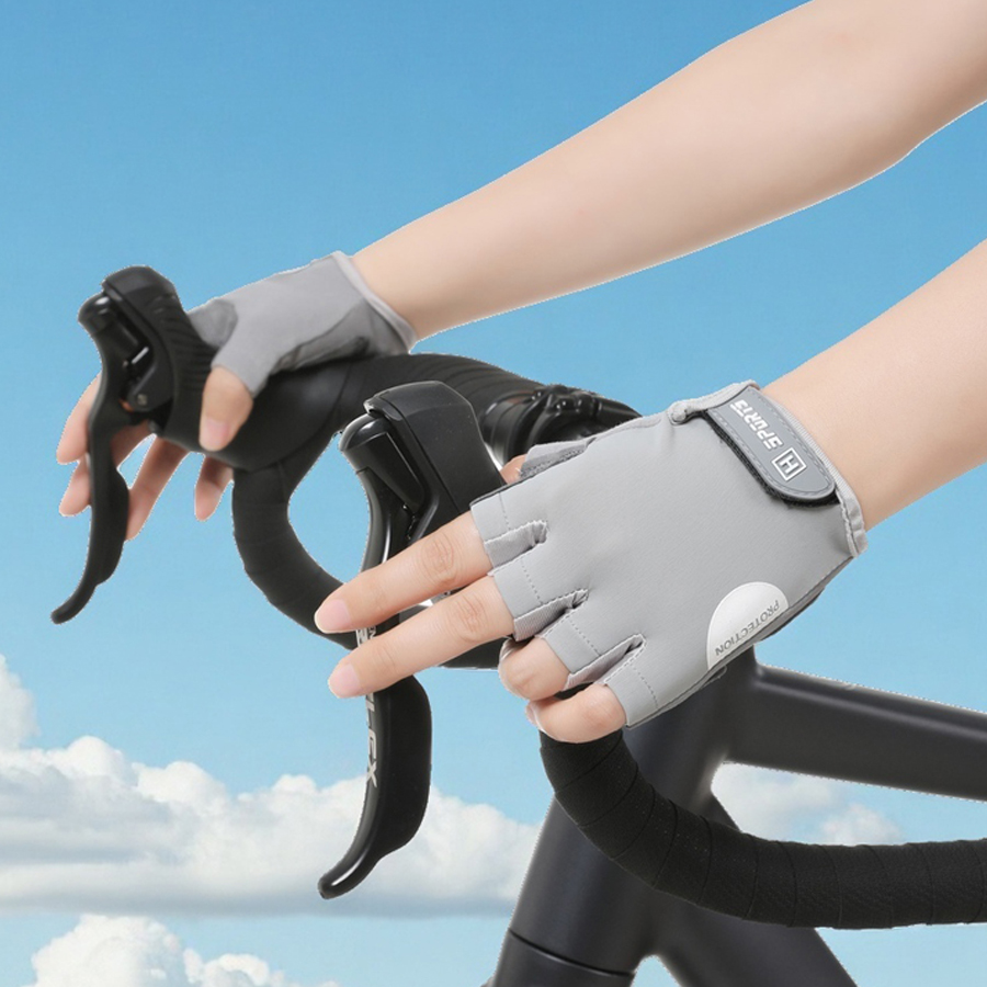 قفازات رياضية قابلة للتنفس ومض - مراجعة Name Sports Equipment وسعره